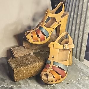 KORKS by Kork-Ease leather strappy wood heel sandals Sz 6 y2k boho